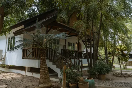 Baanboonpetch Resort