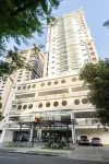 City Escape with Pool, Gym & Spa - Homestays