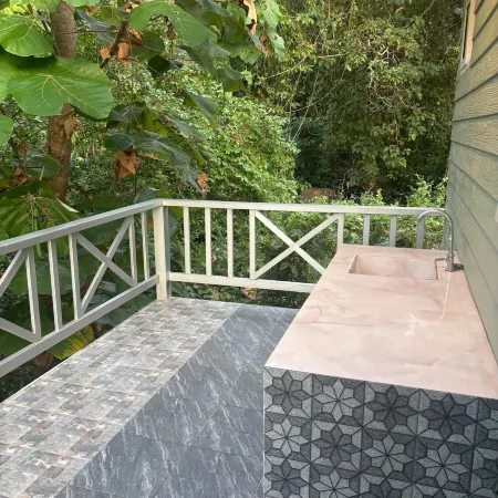 Little Bailan Retreat - Jungle & river view