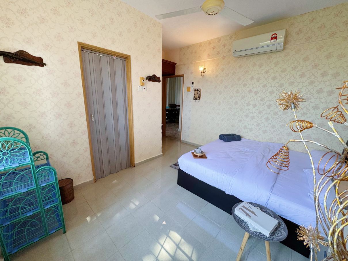 Beachfront Bliss with 3BR Sea View Glory Beach PD Hotels in Port Dickson