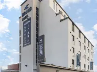 獵犬平澤松炭分店 鄰近珍威面的酒店