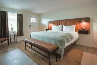 Salt Ranch Hotel