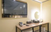Gimhae Tour Hotel
