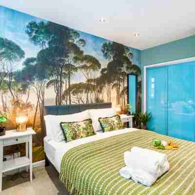 Brighton Apartment Near Lanes & Beach | Central Rooms