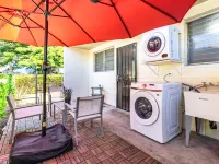 Aloha Comfort Stay One Bedroom/Patio Hotels near Western Honolulu