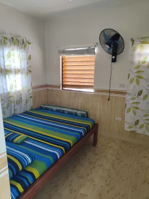 Surface Interval Resort Isla Verde Batangas City - 2 Yıldız