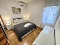 Alula Apartments 3 - 3-Star