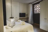 La Ermita Suites - Único Hotel Monumento de Córdoba