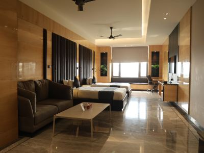 HOTEL RADIANCE