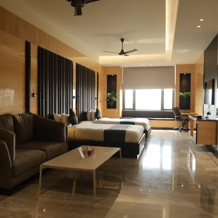 HOTEL RADIANCE