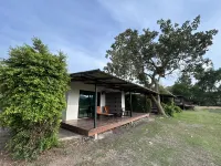 WanlapaFarmstay Hoteles cerca de Sarn Phra Karn