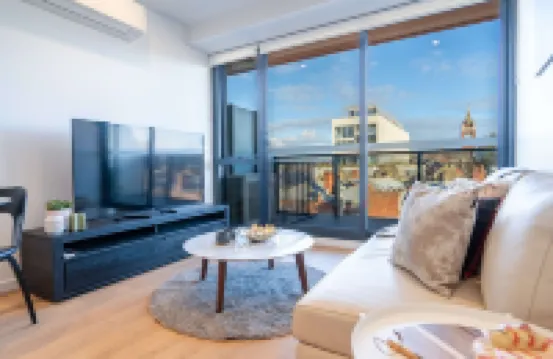 Hawthorn 1BR Apt - Close to Swinburne University