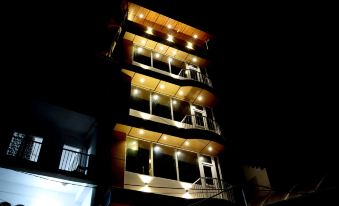 GOLDEN VIEW HOTEL