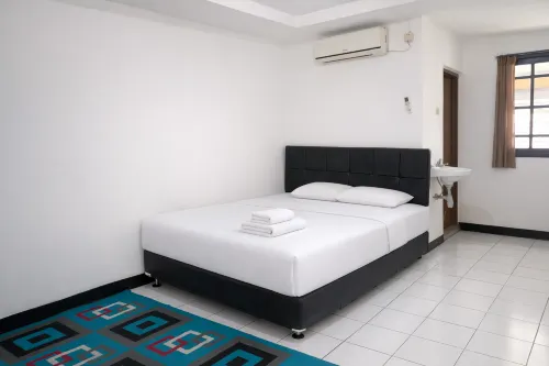 Hotel O near Plaza Pondok Gede formerly Angel Homestay