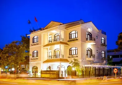Garco Dragon Hotel 2