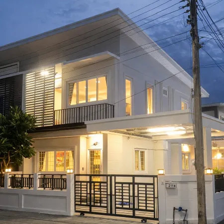 Baan Hug Ubon Pool villa