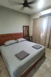 Mahkota Cheras 3R 2parking 8pax Comfy Sofa&Bed - Parking