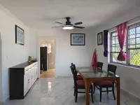 Da Pink and White Palace