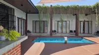 Chrisenbel Hideaway Retreat, The Villa Collection by Chrisenbel - Romantic