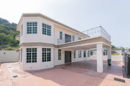 Tanjung Bungah 5Br 18 Bungalow Ktv