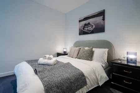 Hawthorn 1BR Apt - Close to Swinburne University