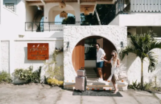 ASHITA by SEAOM Villas Gold And Glory Art附近的飯店