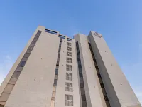 GRAND BERN HOTEL Отели рядом с достопримечательностью «Храм Посонса»