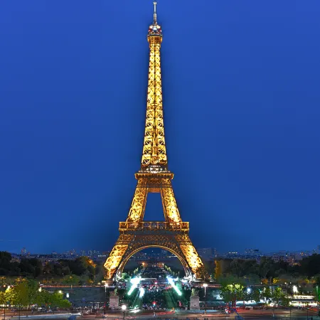 Eiffel Tower 6-Min Walk Charming Studio 3 sleeper