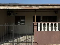 Runa Homestay Jasin - Cozy 3BR with AC & Netflix Hotels in Jasin