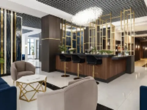 陶克汗廣場 奇姆肯特酒店