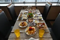 Barden Hotel - breakfast