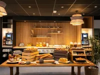 Hotel Les Treize Assiettes - Mont Saint-Michel Bay โรงแรมในมองช์