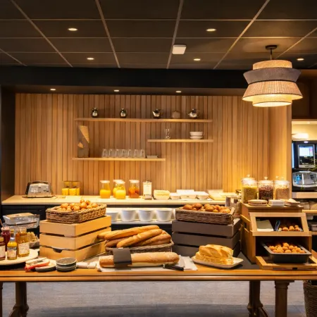 Hotel Les Treize Assiettes - Mont Saint-Michel Bay Отели в г. Манш