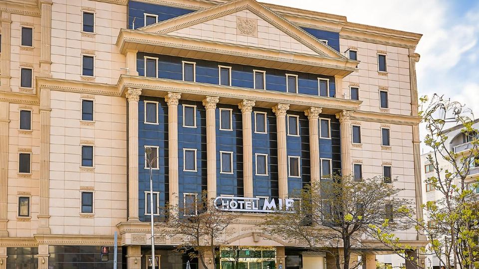 Mir Tourist Hotel