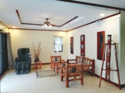 Avila's Hostel Moalboal