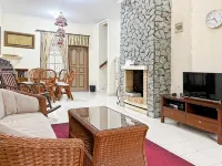 Large Villa Ciater 3BR near Sariater Hotels in Ciater