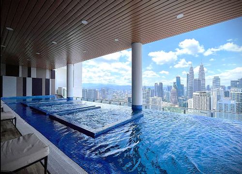 인피니티 풀 전경