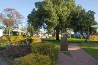 Chillout in Manilla: Relaxing Stay! Book Direct"