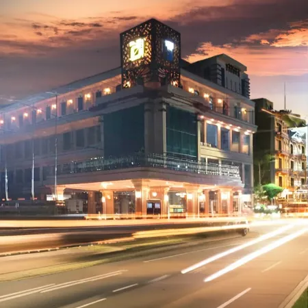 GOLDEN SEASON HOTEL
