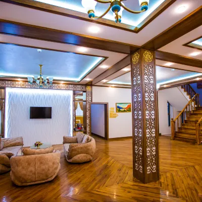 Art Eco Hotel Hotels near City Park