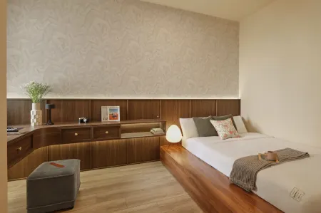 HongHome Compasss One Отели в г. Chanh Nghia