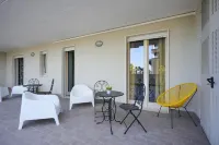 Sky Gate Gold – Suite Terrazza Aeroporto - Apartemen
