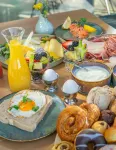 Beachrooms Pier 7 - Desayuno