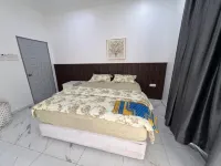 6 BR Villa w Private Swimming Pool Near Klang City 巴生酒店