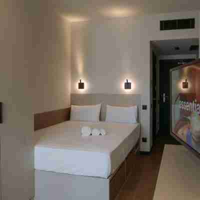 Blau Student Housing - Student Only Rooms