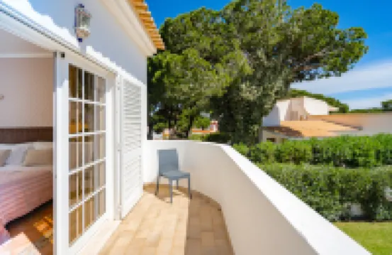 7 Bedroom Private Villa Tenazinha II, with heated pool