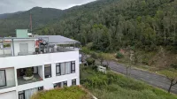 Thanh Ha Apartment Hotels near Bai Da