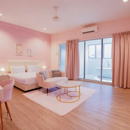 The Pink Boutique Отели рядом с достопримечательностью «Генеральное консульство Тайского королевства»