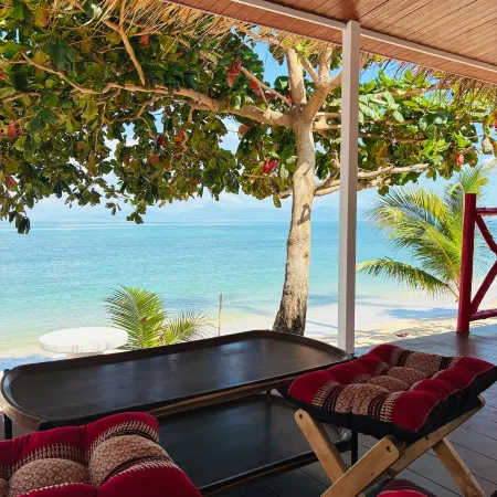 Oceanfront Villa at Bang po Beach Koh Rooms