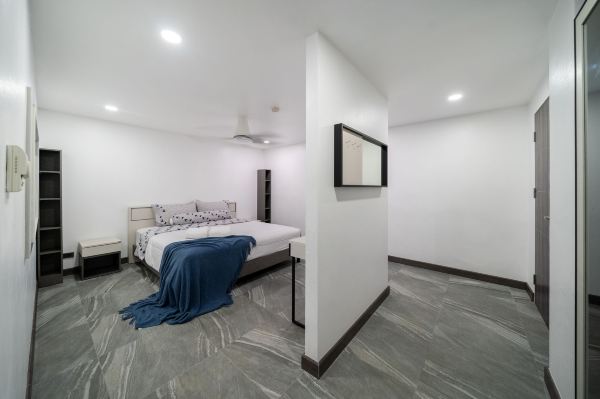 Digital Nomad-Beachside Apt-2 BR (302)-Nai Harn Beach